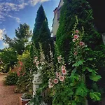 Straznica Komtura Privatunterkunft Mikołajki