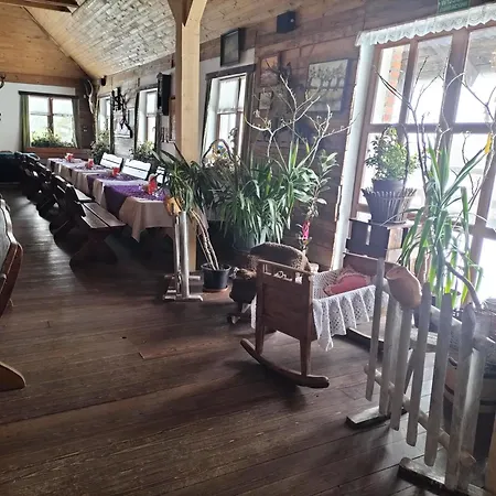 Privatunterkunft Straznica Komtura *